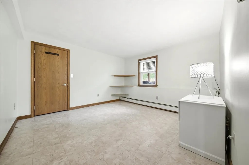 13 Diamond Avenue Salem NH 03079