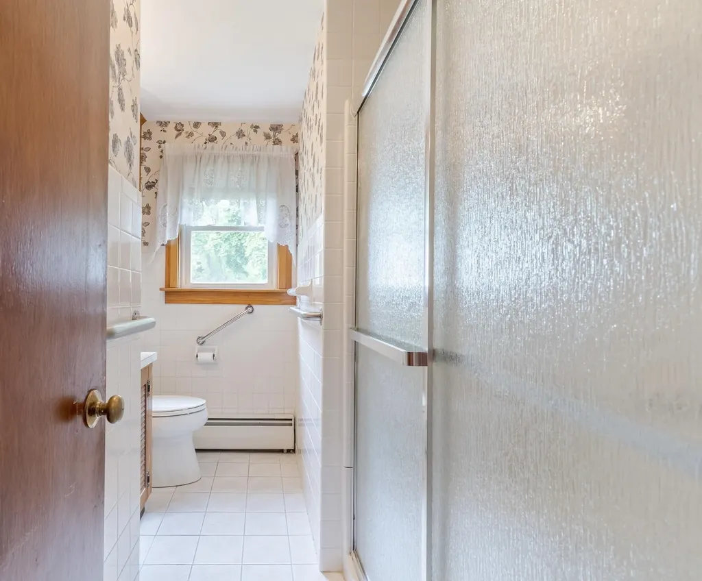 8 Lowell Avenue Dover NH 03820