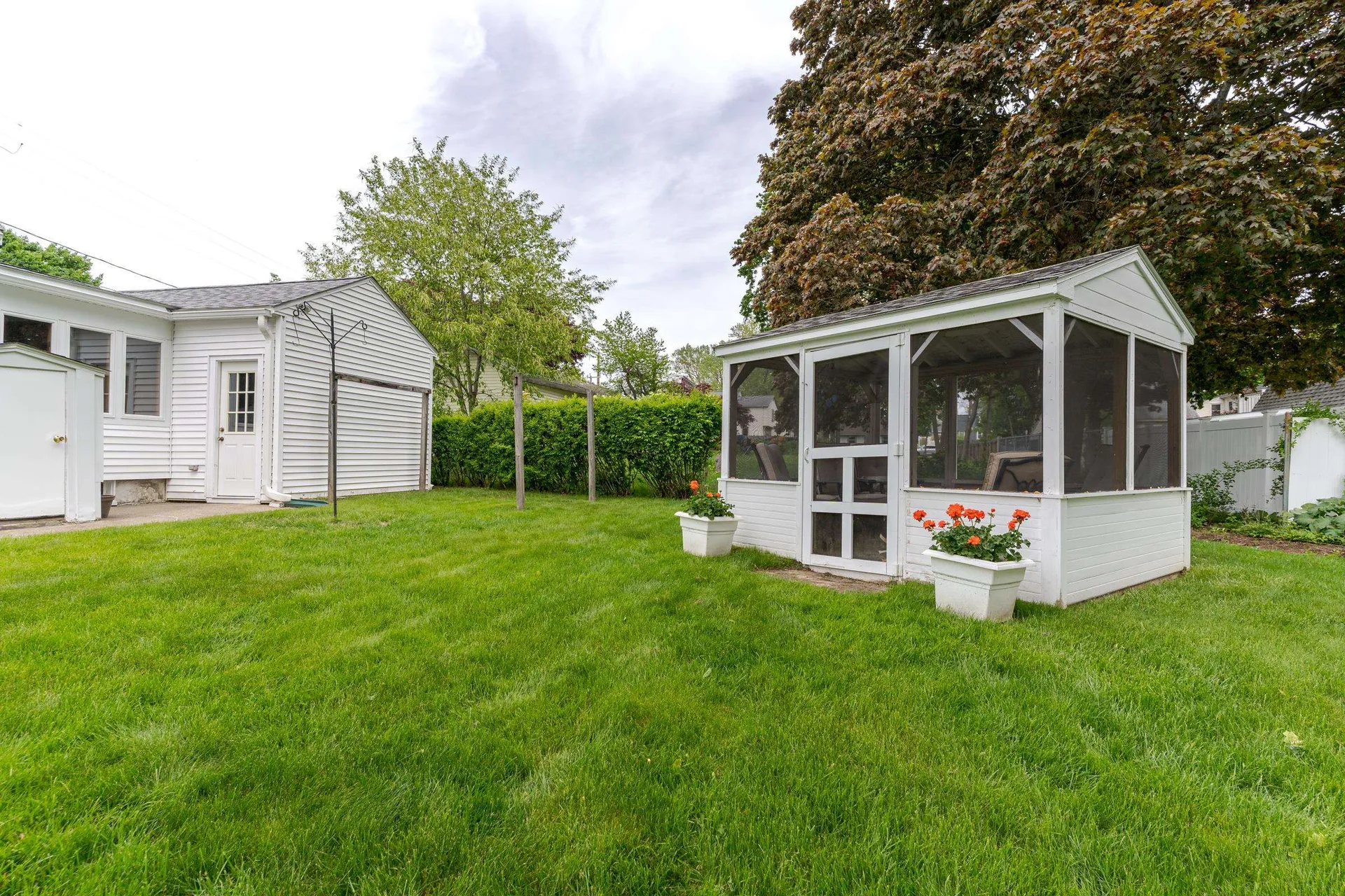 8 Lowell Avenue Dover NH 03820