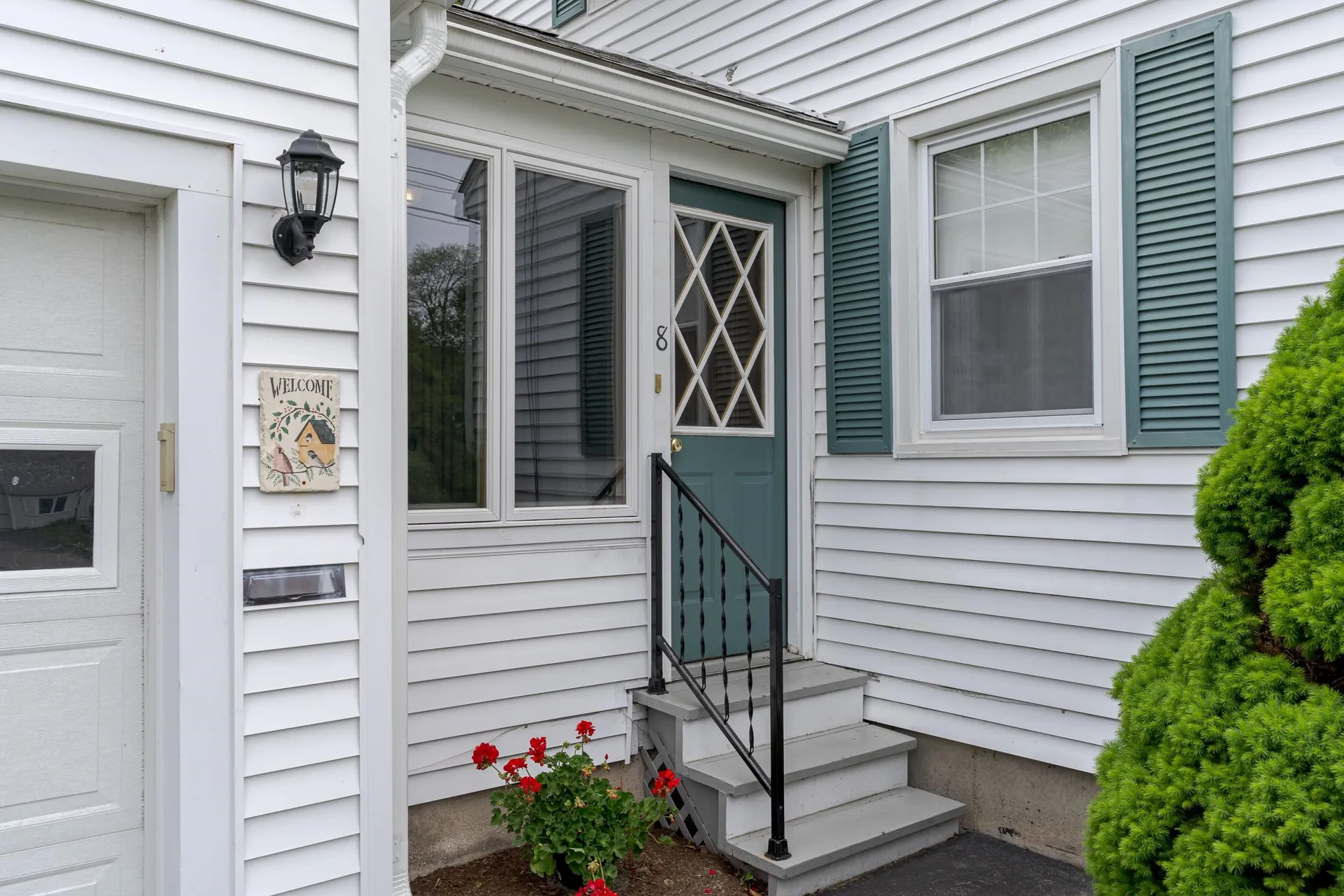 8 Lowell Avenue Dover NH 03820