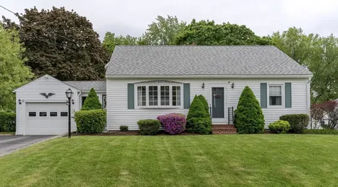 8 Lowell Avenue Dover NH 03820