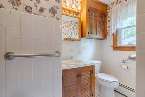 8 Lowell Avenue Dover NH 03820
