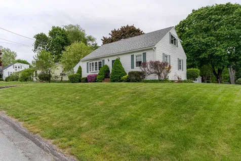 8 Lowell Avenue Dover NH 03820