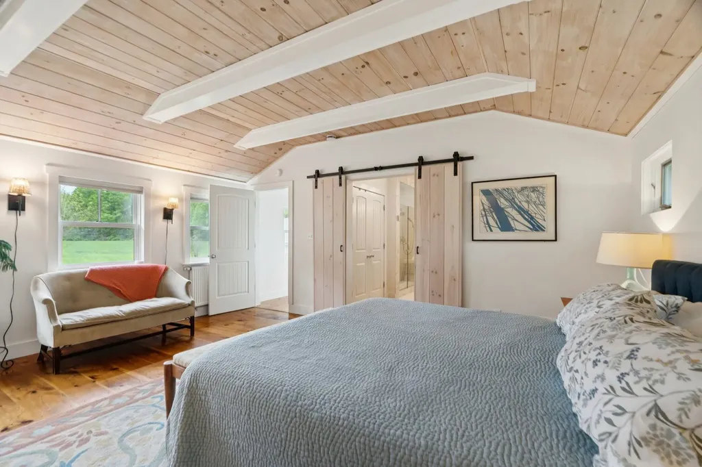 84 River Road Orford NH 03777