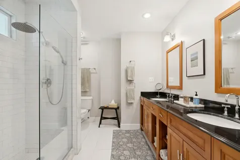 84 River Road Orford NH 03777