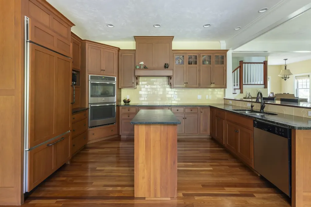 170 Fieldstone Road Hopkinton NH 03229