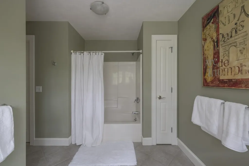 170 Fieldstone Road Hopkinton NH 03229