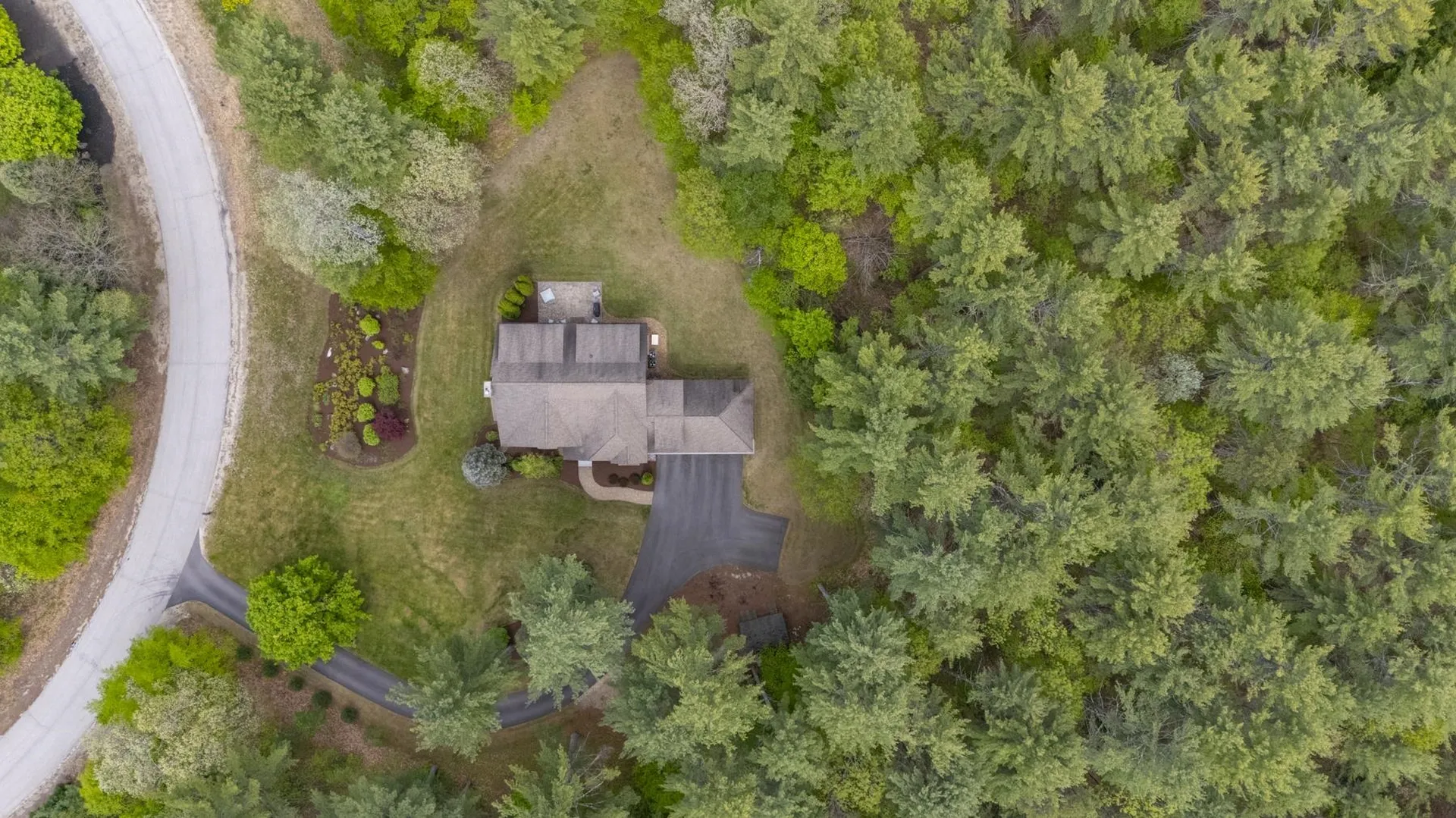 170 Fieldstone Road Hopkinton NH 03229