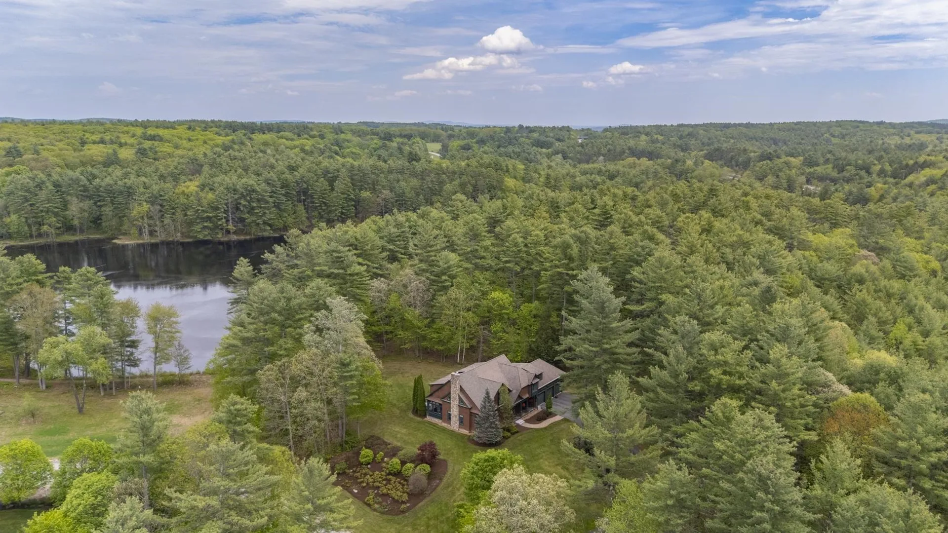 170 Fieldstone Road Hopkinton NH 03229