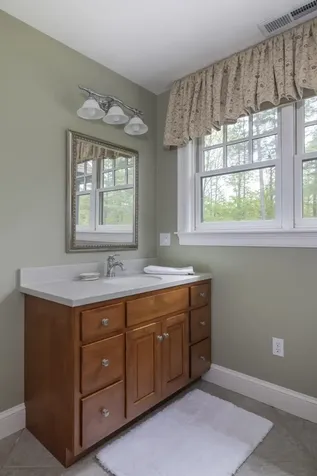 170 Fieldstone Road Hopkinton NH 03229