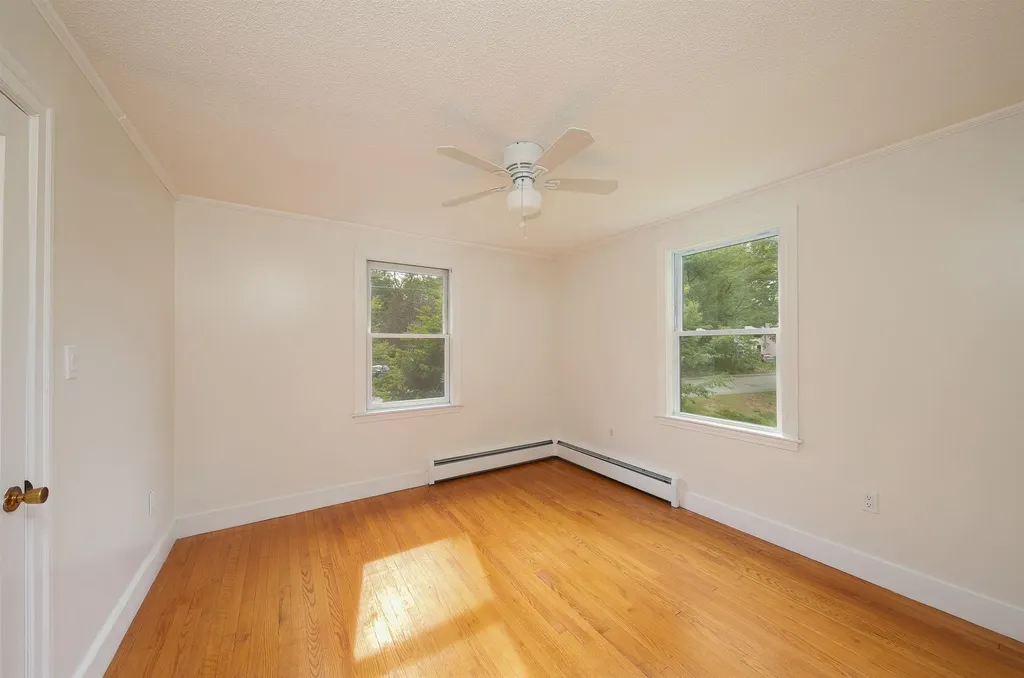 32 Marlboro Avenue Brattleboro VT 05301