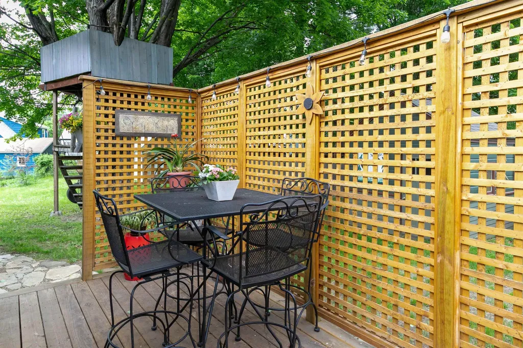 32 Marlboro Avenue Brattleboro VT 05301