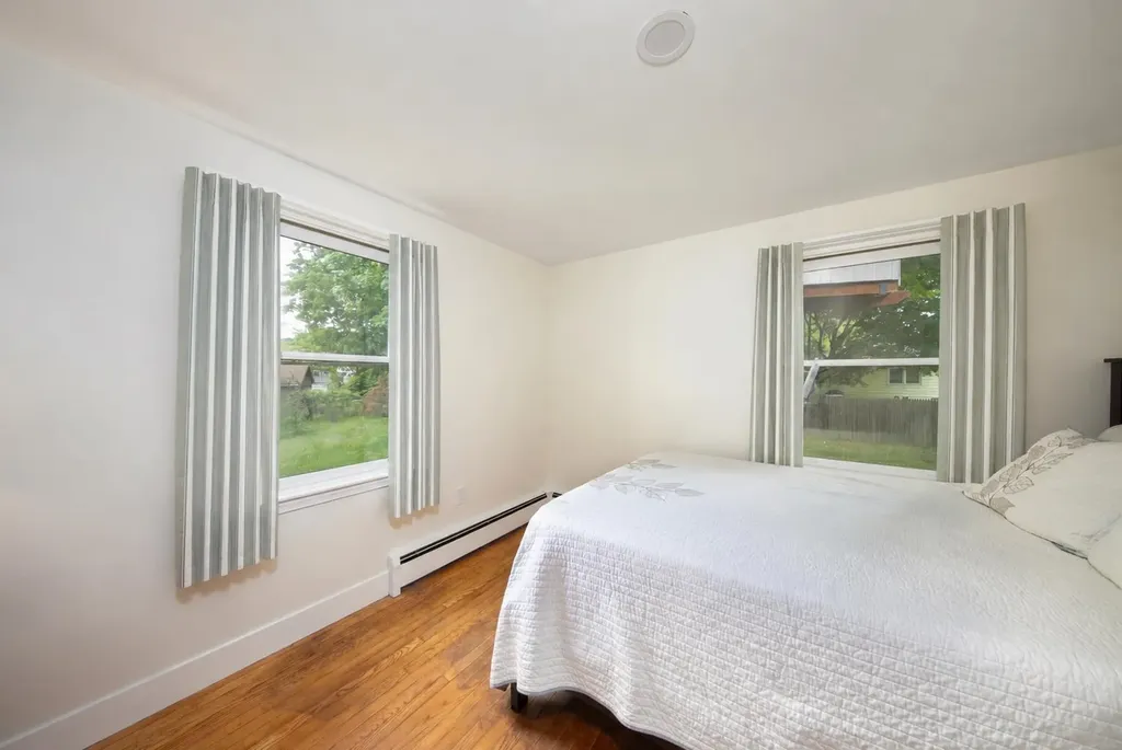 32 Marlboro Avenue Brattleboro VT 05301