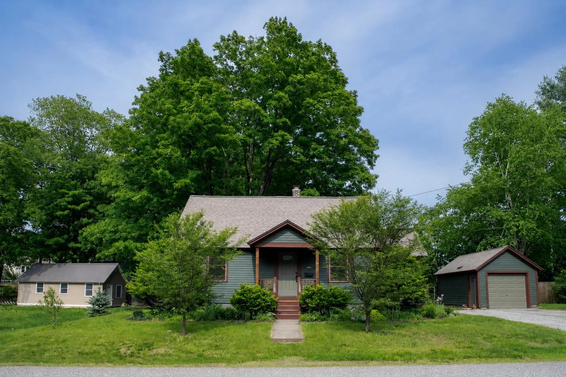 32 Marlboro Avenue Brattleboro VT 05301