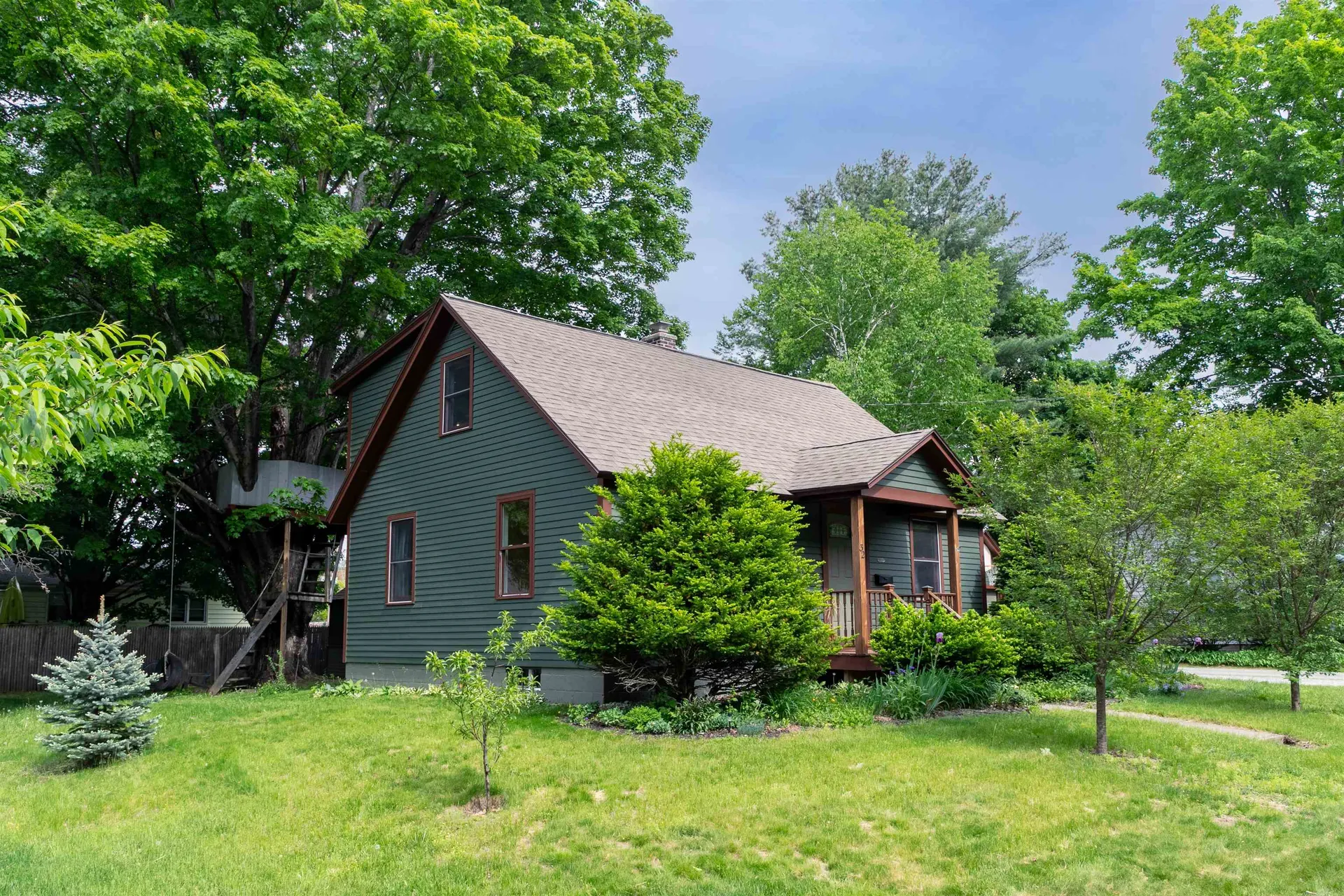 32 Marlboro Avenue Brattleboro VT 05301