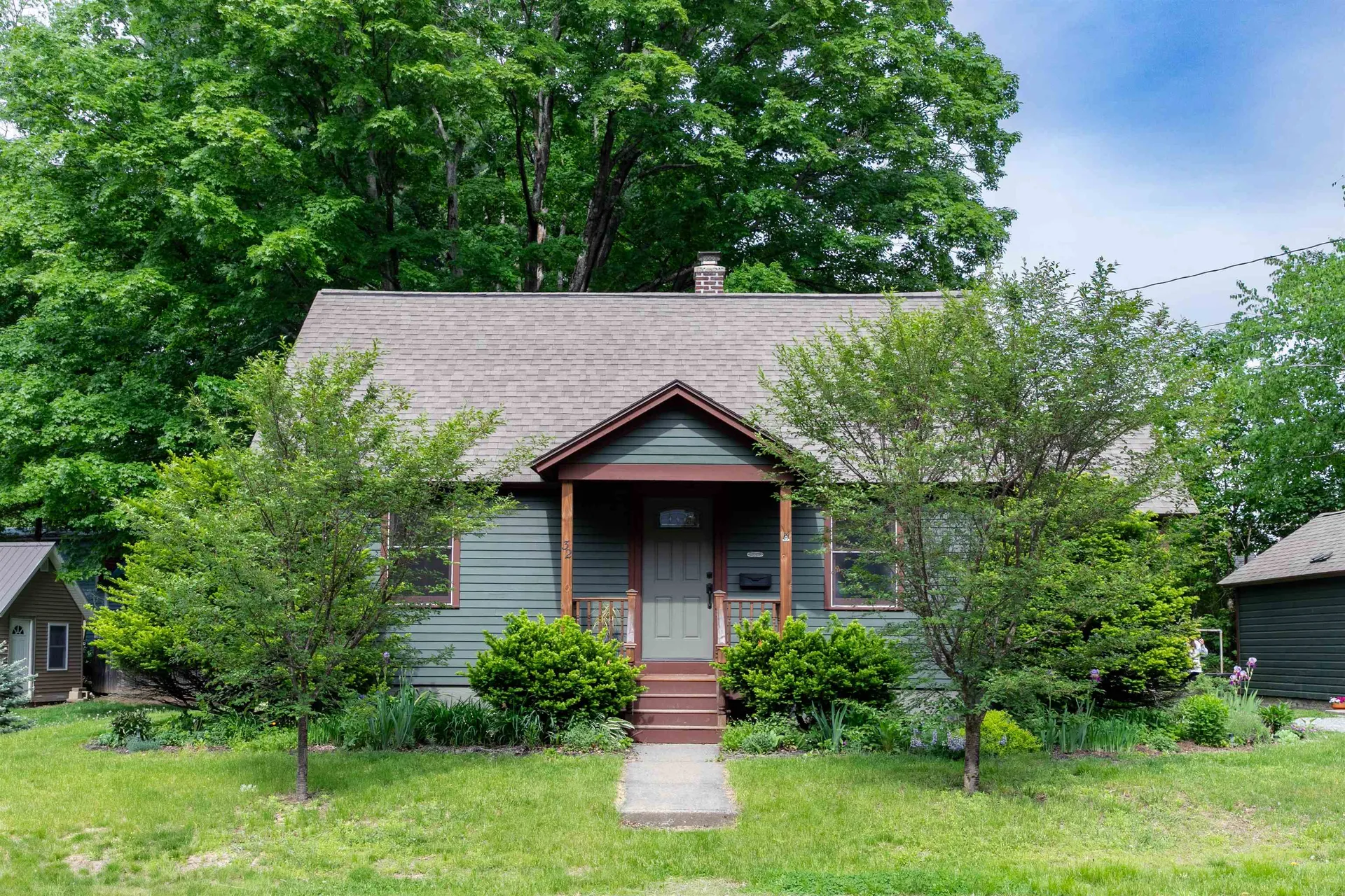 32 Marlboro Avenue Brattleboro VT 05301