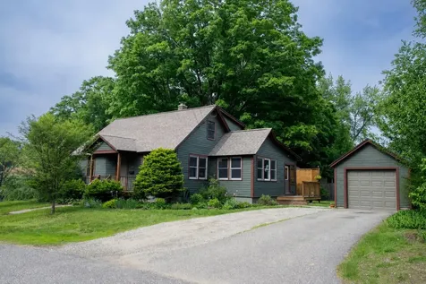 32 Marlboro Avenue Brattleboro VT 05301