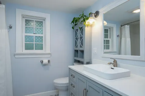 32 Marlboro Avenue Brattleboro VT 05301