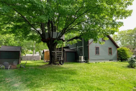 32 Marlboro Avenue Brattleboro VT 05301