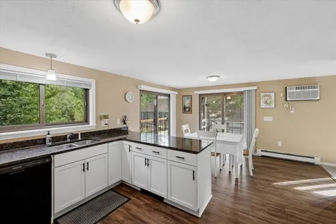 10 Cardinal Court Merrimack NH 03054