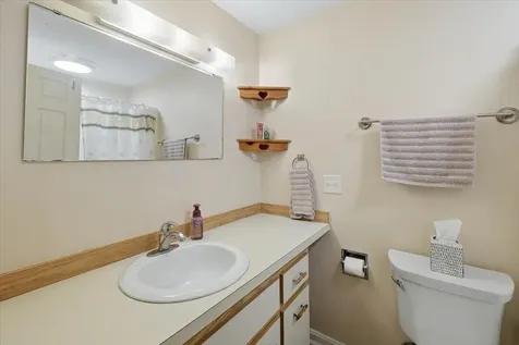 10 Cardinal Court Merrimack NH 03054