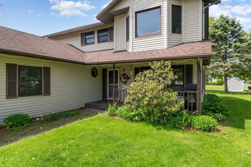 80 Winters Lane Extension Alburgh VT 05440