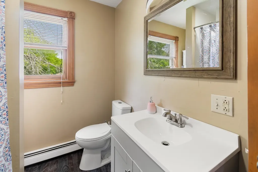 80 Winters Lane Extension Alburgh VT 05440