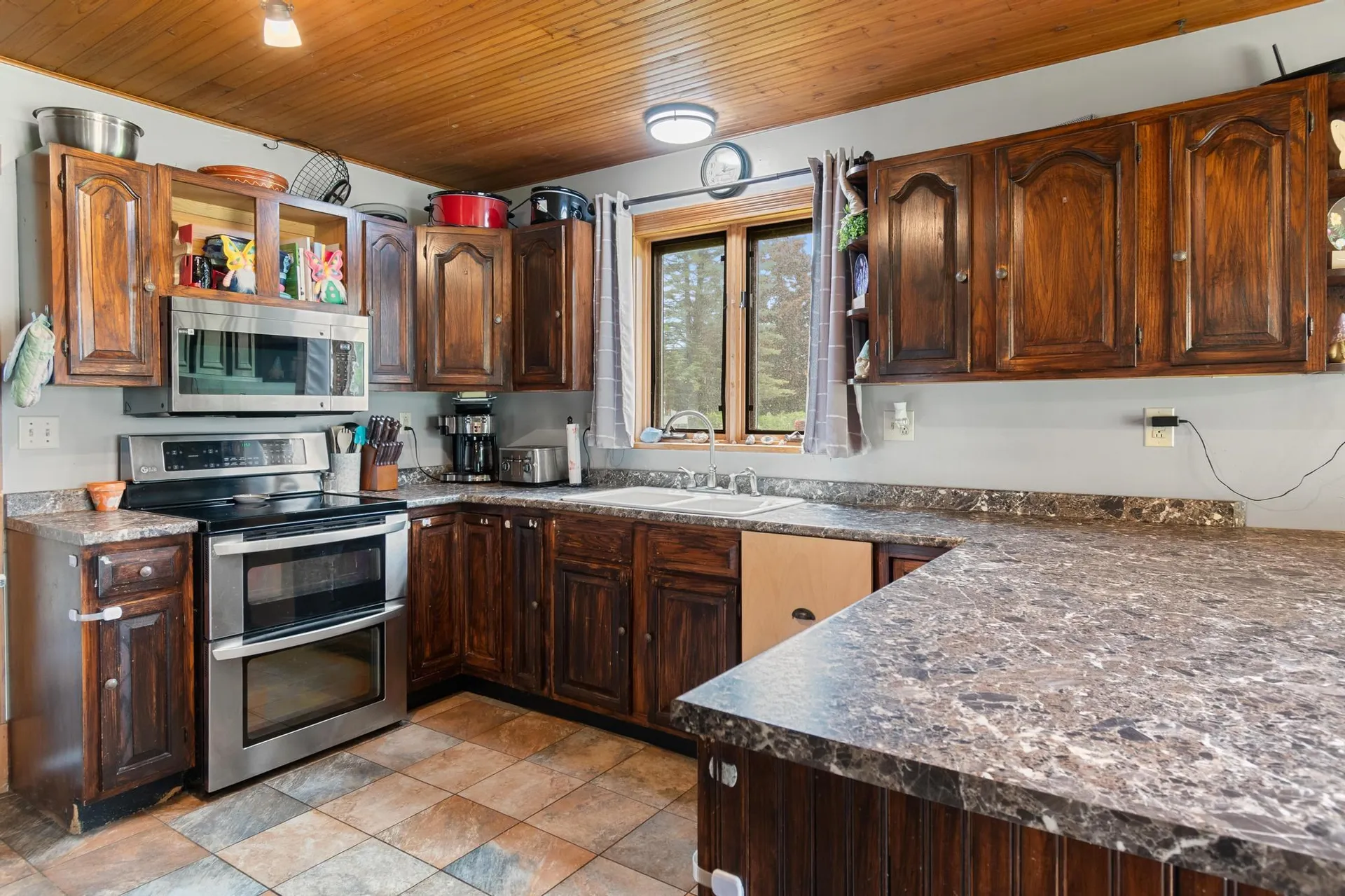 80 Winters Lane Extension Alburgh VT 05440