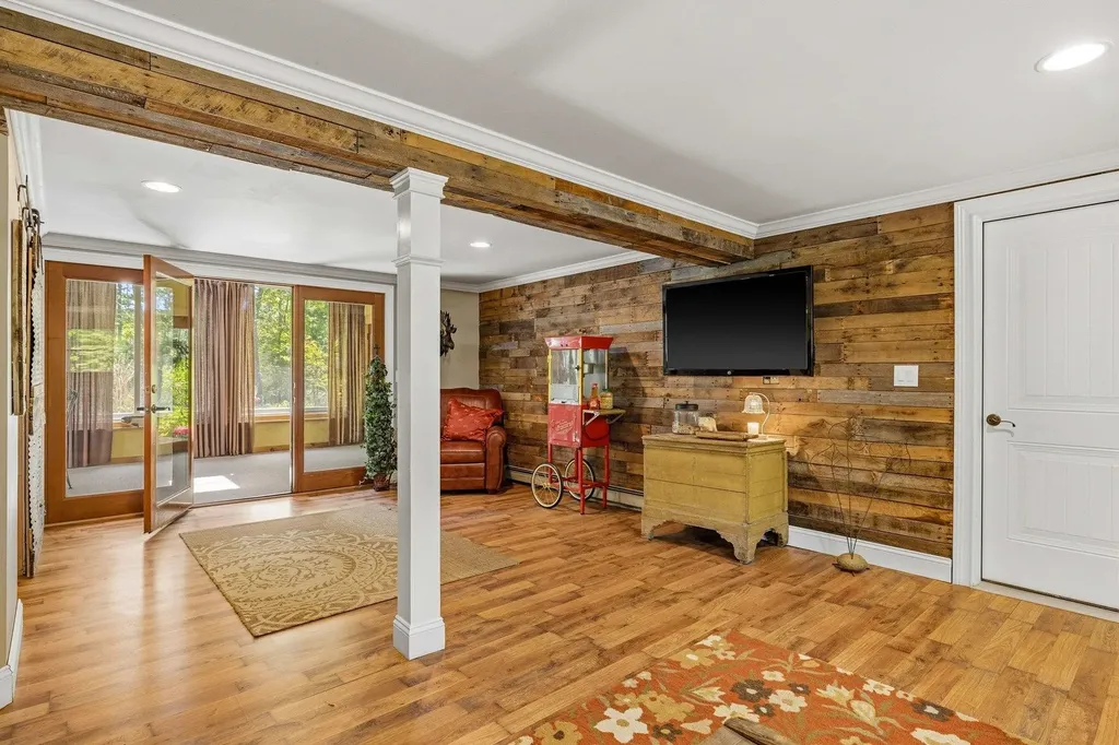 2 Garrison Lane Madbury NH 03823