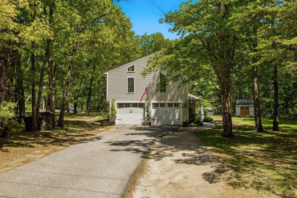 2 Garrison Lane Madbury NH 03823