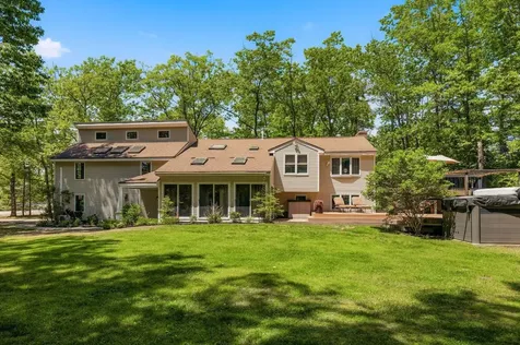 2 Garrison Lane Madbury NH 03823