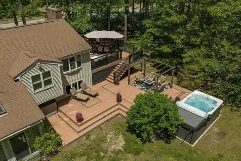 2 Garrison Lane Madbury NH 03823