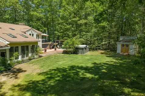 2 Garrison Lane Madbury NH 03823