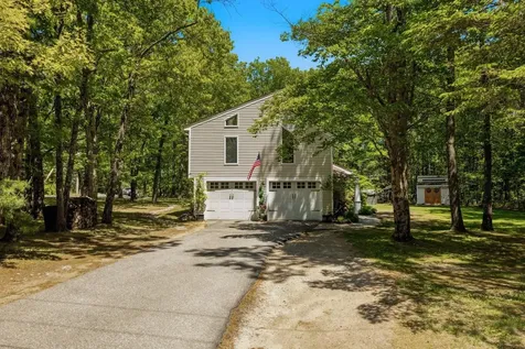 2 Garrison Lane Madbury NH 03823