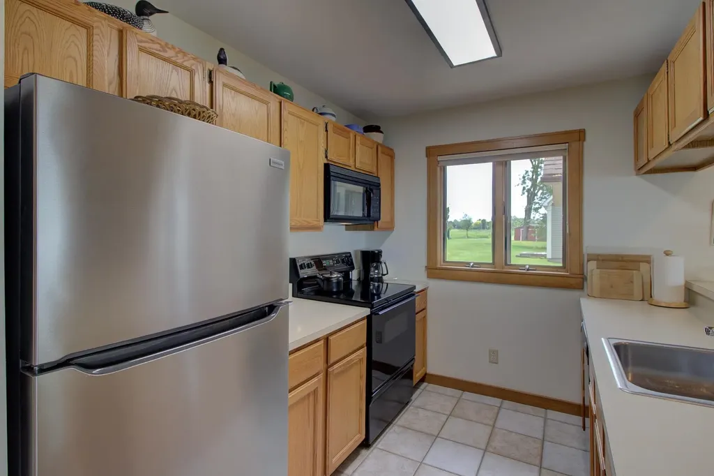 325 Oakridge Lane North Hero VT 05474