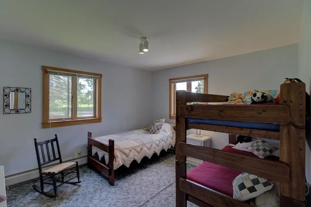 325 Oakridge Lane North Hero VT 05474