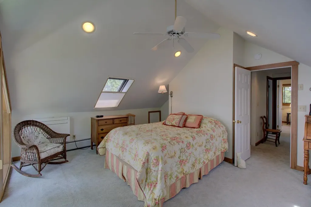325 Oakridge Lane North Hero VT 05474