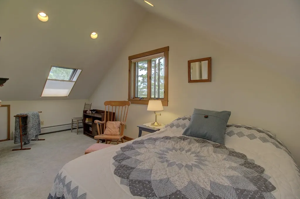 325 Oakridge Lane North Hero VT 05474