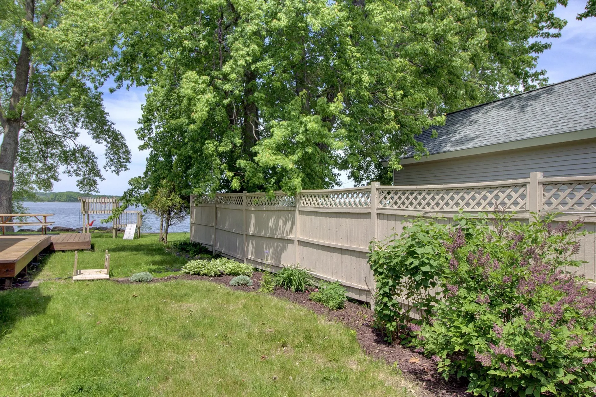 325 Oakridge Lane North Hero VT 05474
