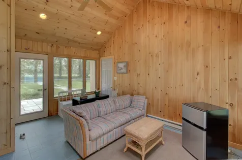 325 Oakridge Lane North Hero VT 05474