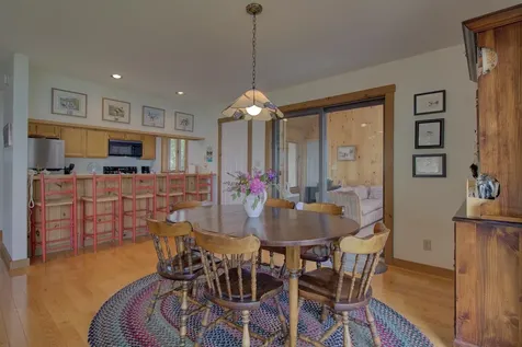 325 Oakridge Lane North Hero VT 05474