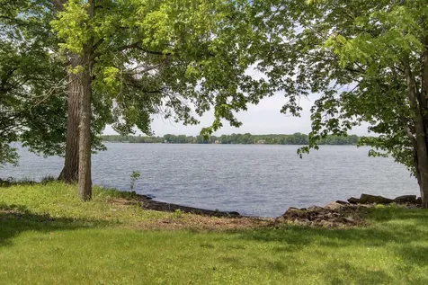 325 Oakridge Lane North Hero VT 05474