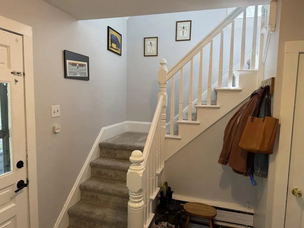 136 Horseshoe Avenue Hartford VT 05088