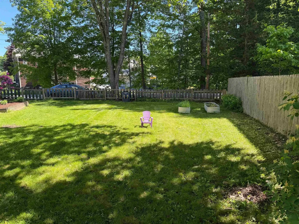 136 Horseshoe Avenue Hartford VT 05088