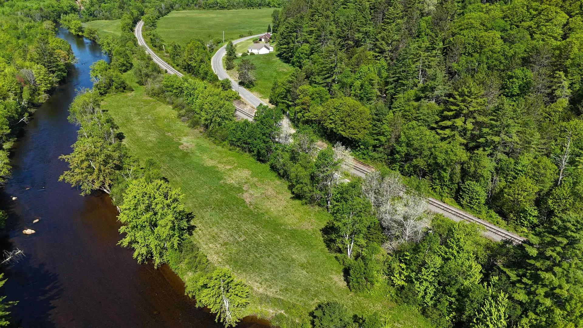 00 Northside Road Stark NH 03582