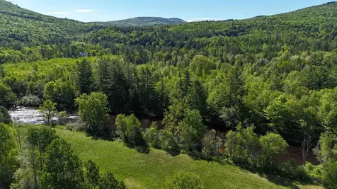 00 Northside Road Stark NH 03582