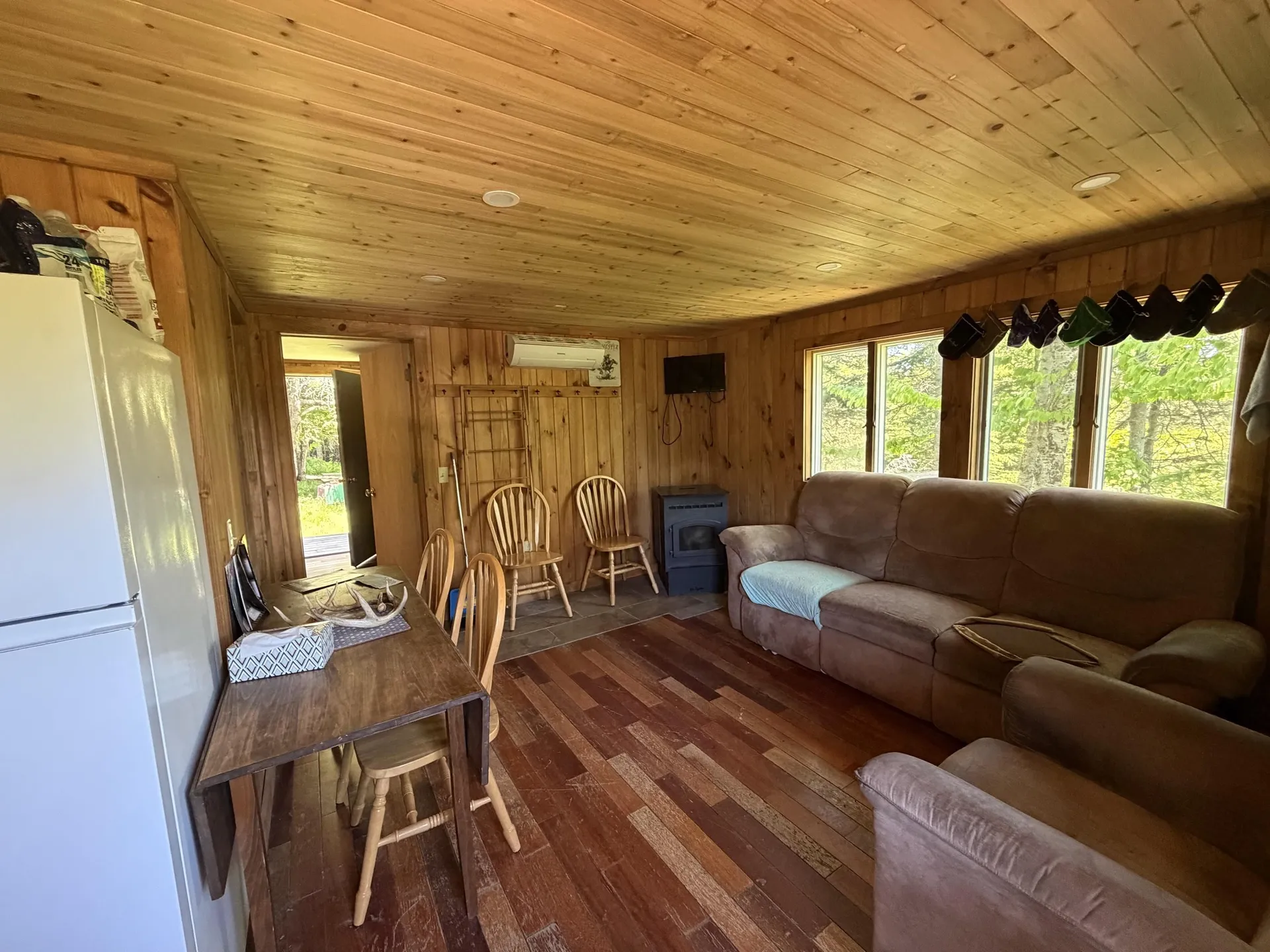 17 Cone Pass Pittsburg NH 03592