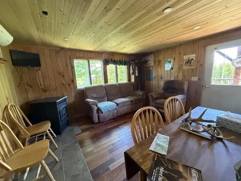 17 Cone Pass Pittsburg NH 03592