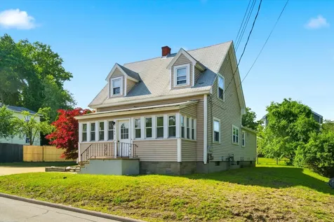 440 Gold Street Manchester NH 03103
