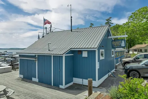 16 Long Island Road Moultonborough NH 03254